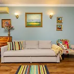 1br In The Center With Free Street Parking And Designated Workspace Apartament Płowdiw
