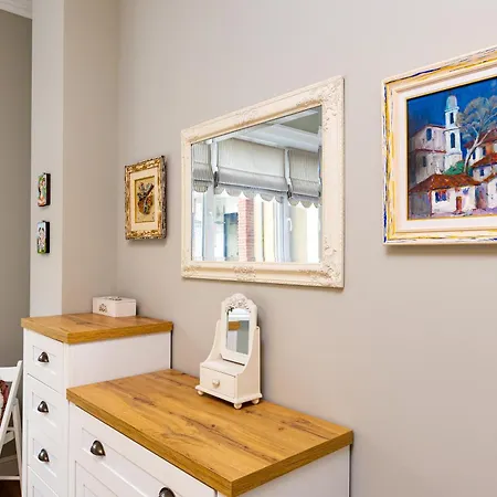 1br In The Center With Free Parking And Designated Workspace